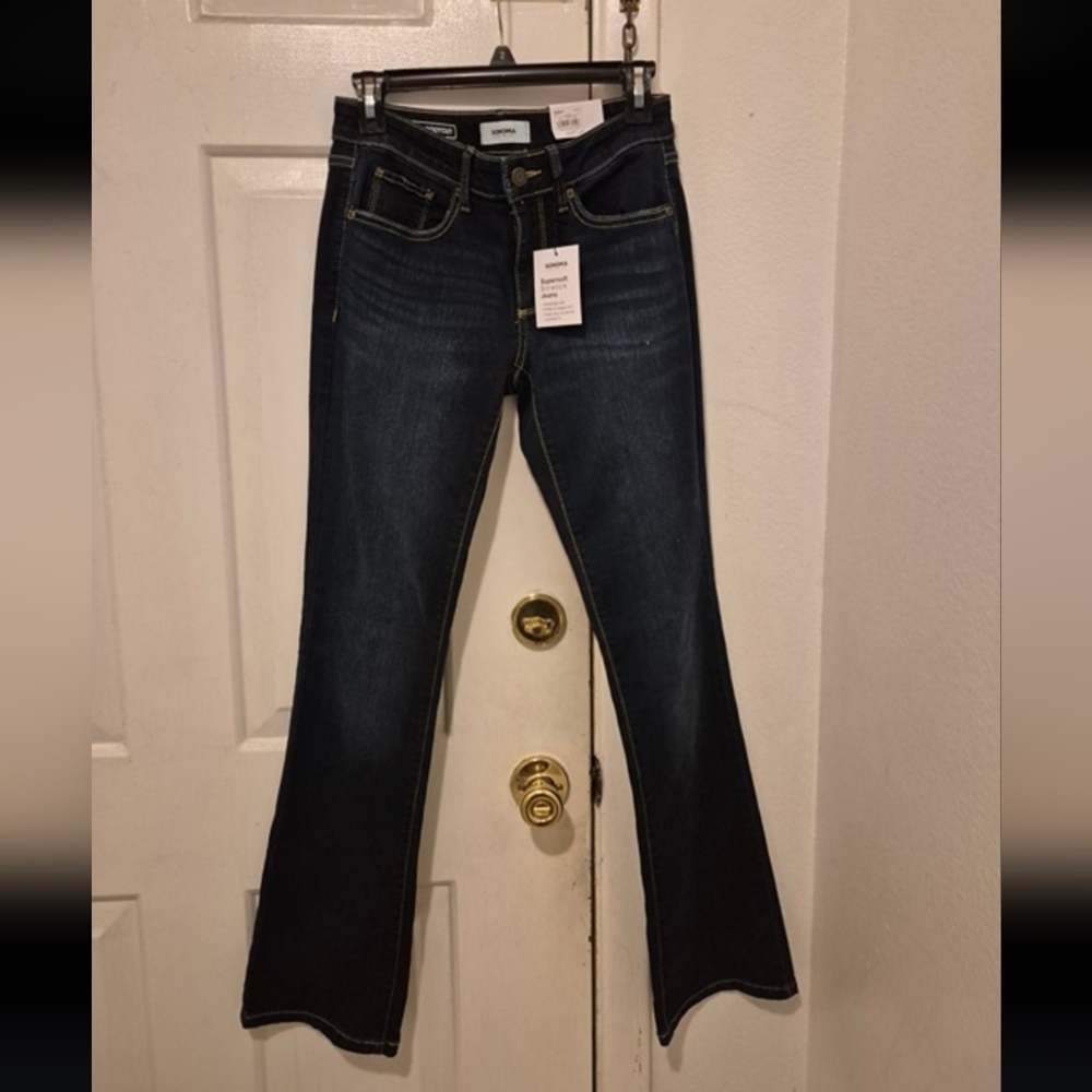 NWT Kohl's Women's Super Soft Mid-rise Dark Bootcut Stretch Jeans Size 4R